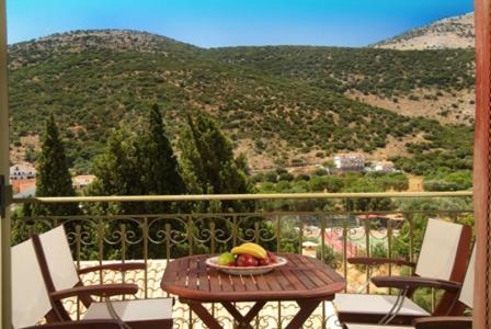 Garden Villas Айя-Евфимия Экстерьер фото
