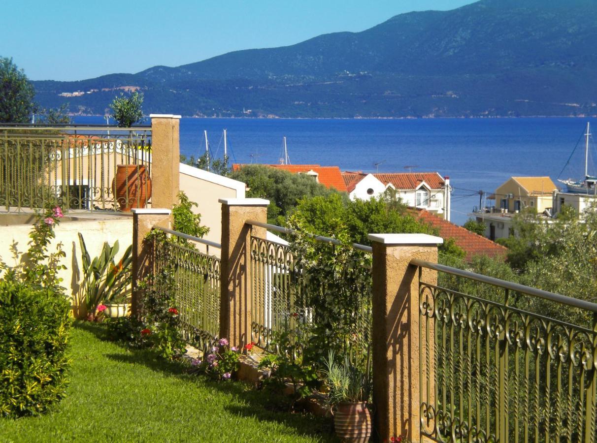 Garden Villas Айя-Евфимия Экстерьер фото